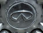 FR rims rusting in the center cap area-img_1651.jpg