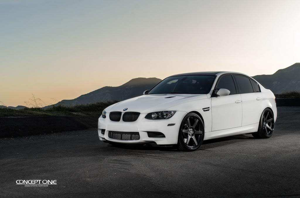 Name:  BMW_M3-CS6_2lr_zps69a20f84.jpg
Views: 11
Size:  52.8 KB