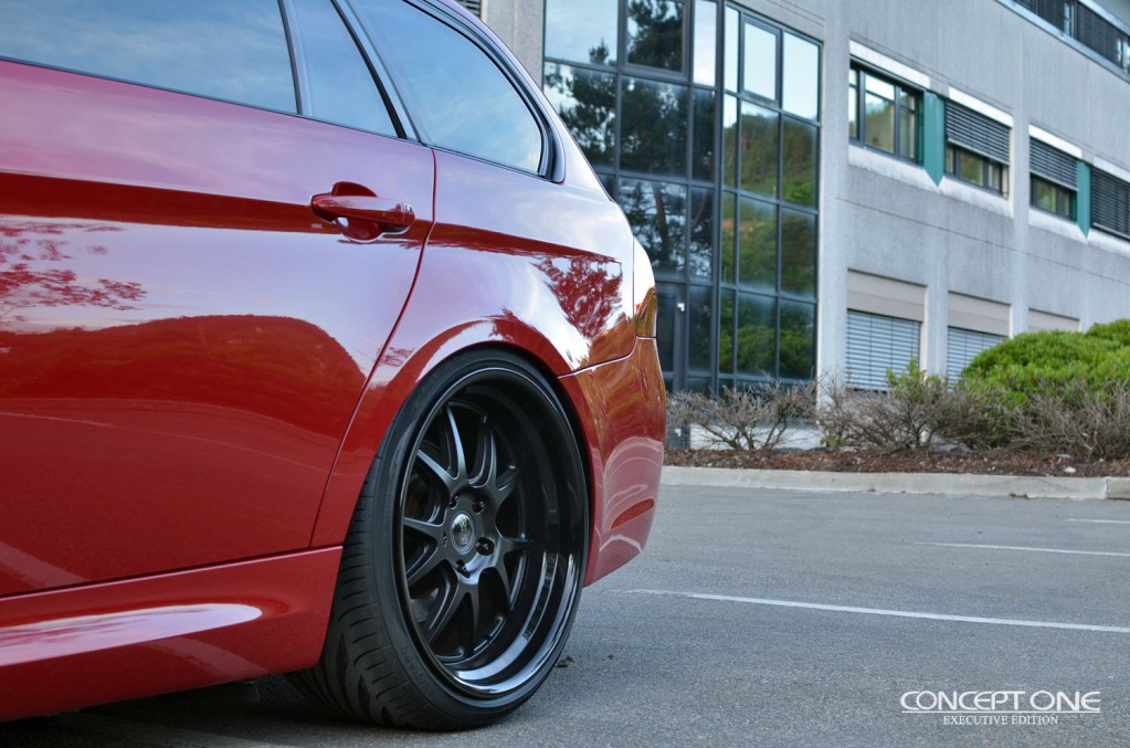 Name:  red_bmw_3.jpg
Views: 261
Size:  191.4 KB